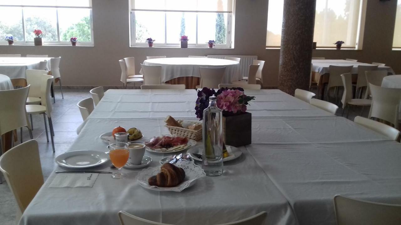 Residencia Marista Santa Maria Del Mar Guardamar del Segura Ngoại thất bức ảnh